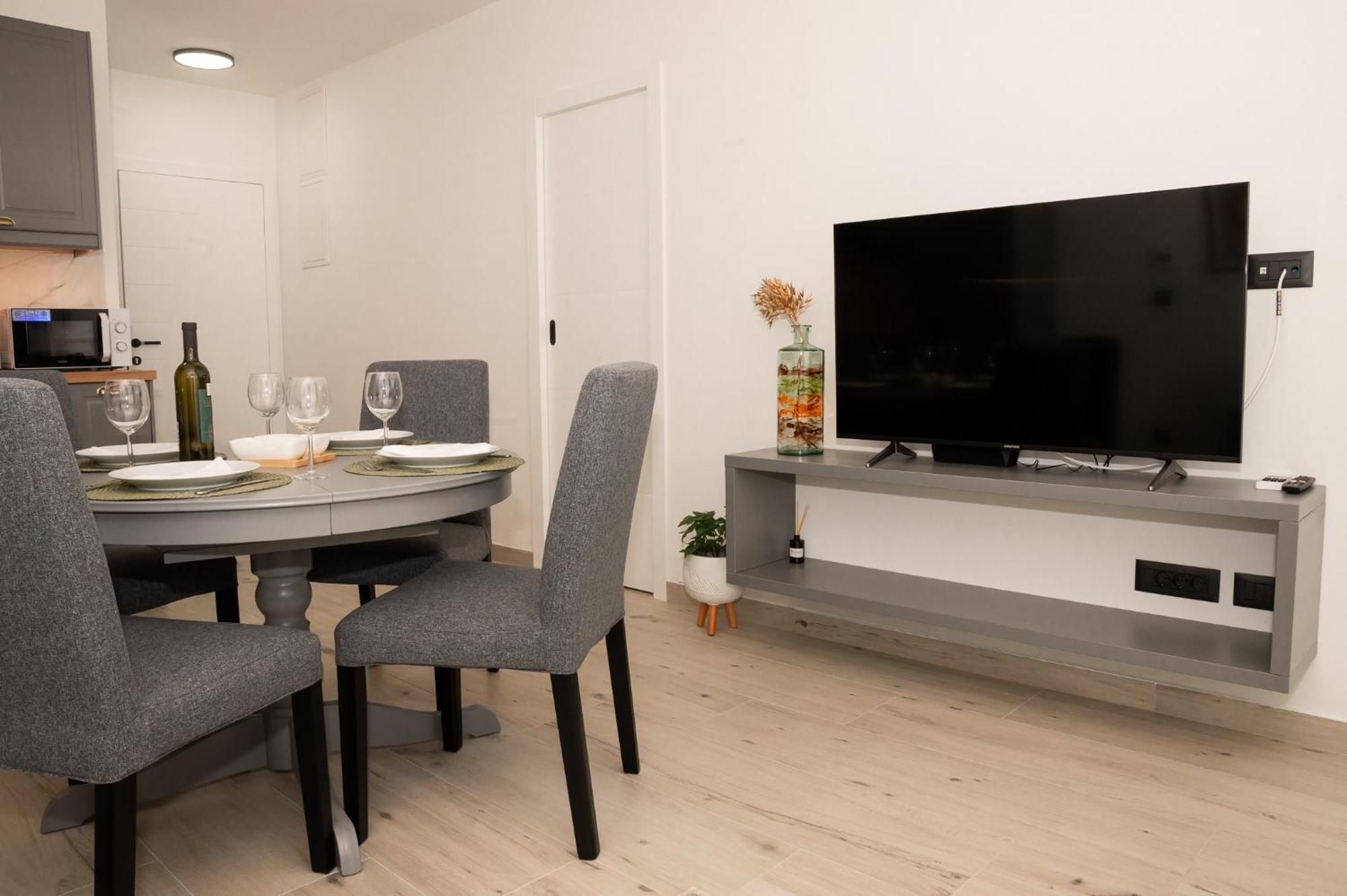 Sanmar Apartment *